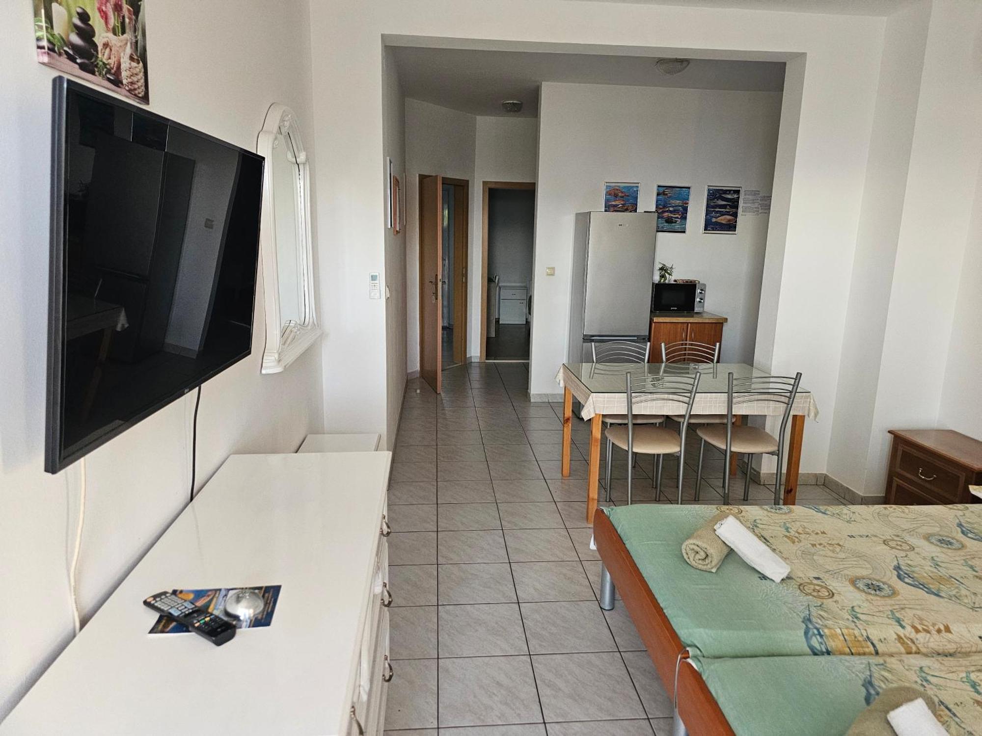 אומיס Apartments Zemunik מראה חיצוני תמונה