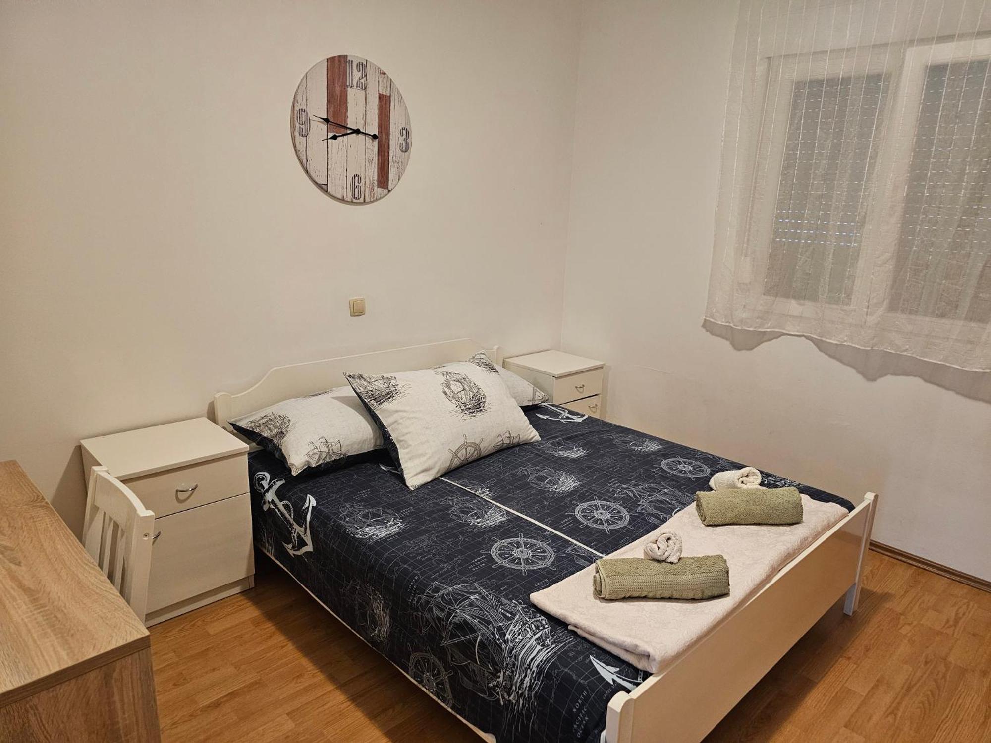 אומיס Apartments Zemunik מראה חיצוני תמונה