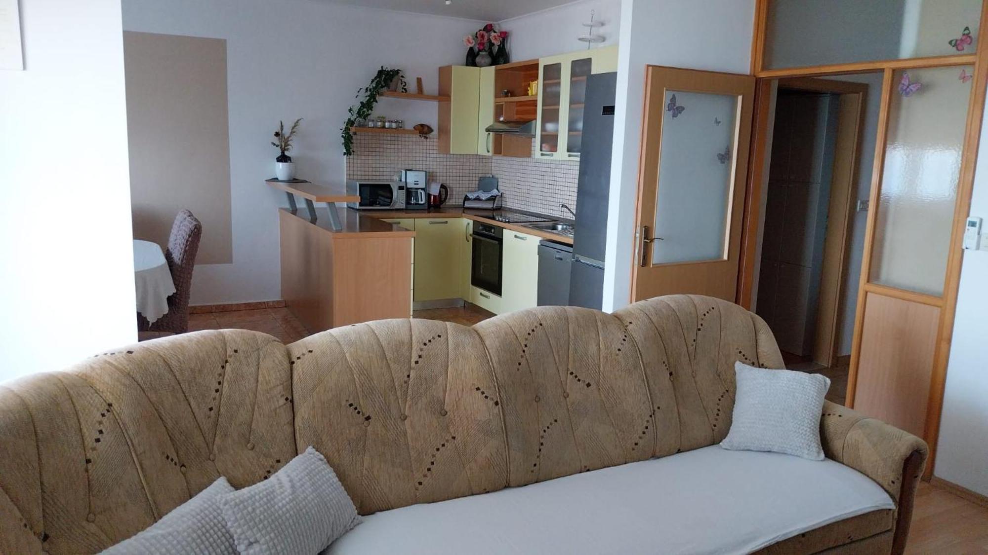 אומיס Apartments Zemunik מראה חיצוני תמונה