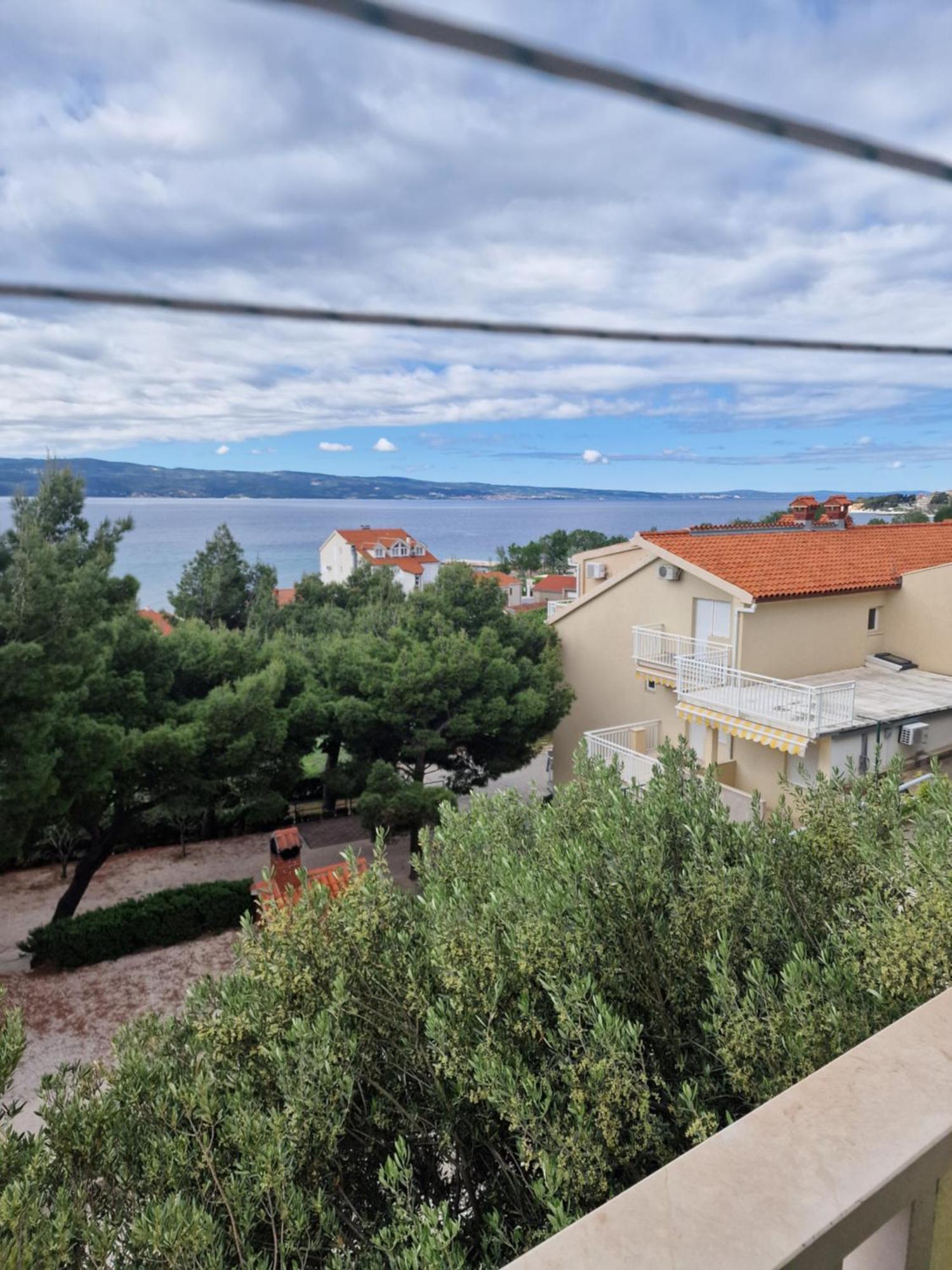 אומיס Apartments Zemunik מראה חיצוני תמונה